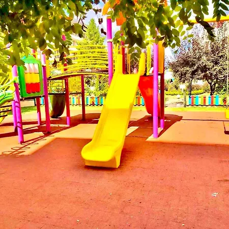 Ξενοδοχείο με διαμερίσματα Grand Kamelia Σάνι Μπιτς