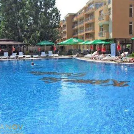 Grand Kamelia Aparthotel