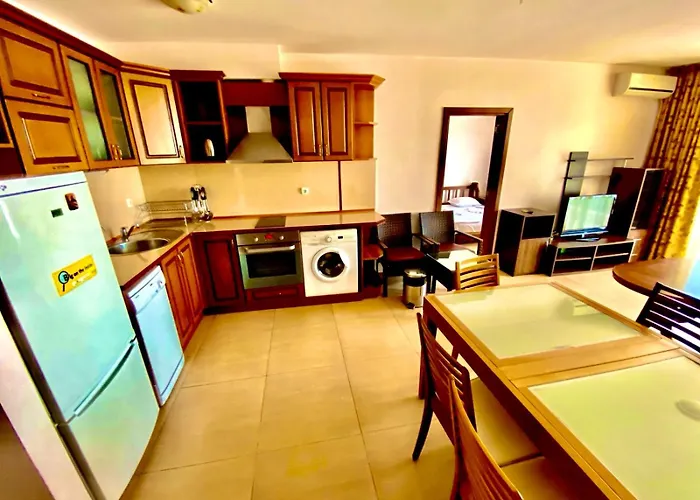 Grand Kamelia Апартхотел 2*