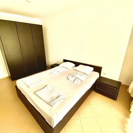 Grand Kamelia סאני ביץ'