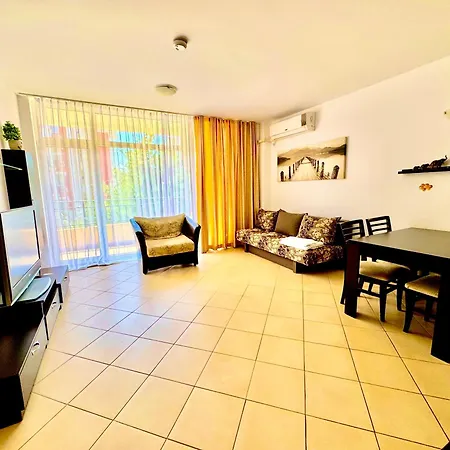 Grand Kamelia Апартхотел