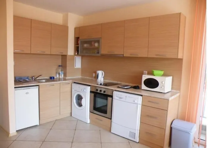 Апартхотел Grand Kamelia 2*