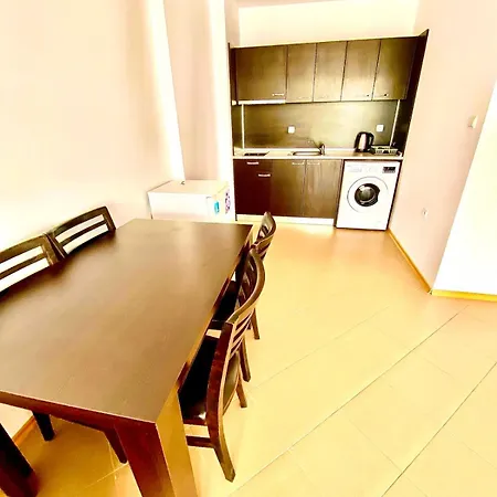 Grand Kamelia 2*