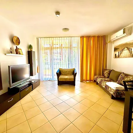 Grand Kamelia 2*