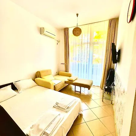 Grand Kamelia 2* Słoneczny Brzeg